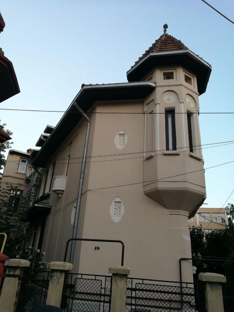Metropole Apartments Invilla Old City Bucharest Exterior photo
